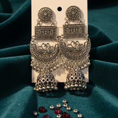 Oxidised ear hanging